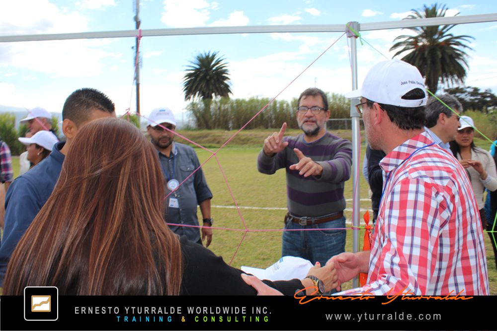 Quito Talleres Vivenciales con Dinámicas de Grupos, Team Bonding, Team Building, Talleres de Cuerdas, Team Building Corporativo