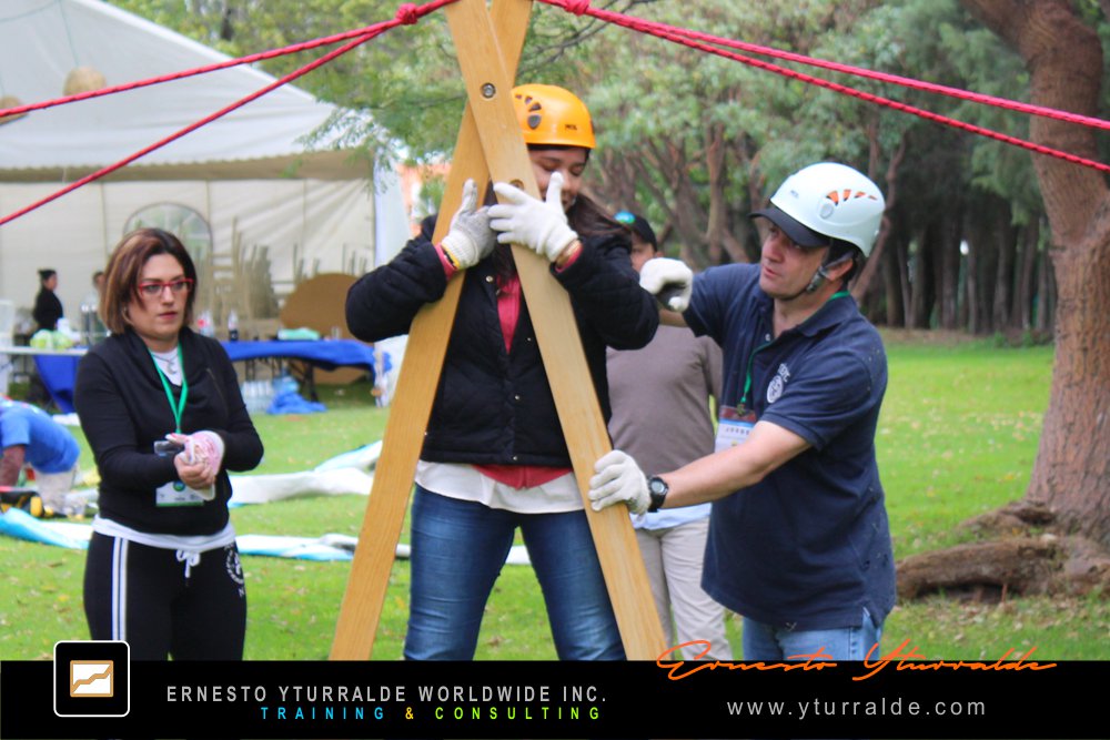 Quito Talleres Vivenciales con Dinámicas de Grupos, Team Bonding, Team Building, Talleres de Cuerdas, Team Building Corporativo