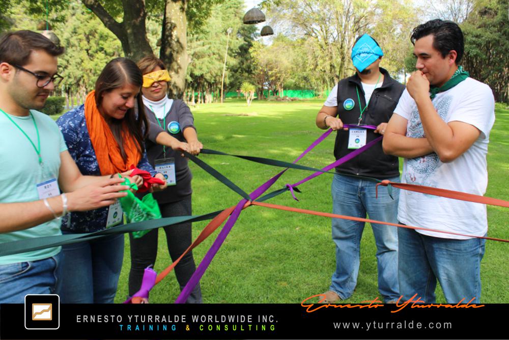 Quito Team Bonding, Team Building, Talleres de Cuerdas, Team Building Empresarial