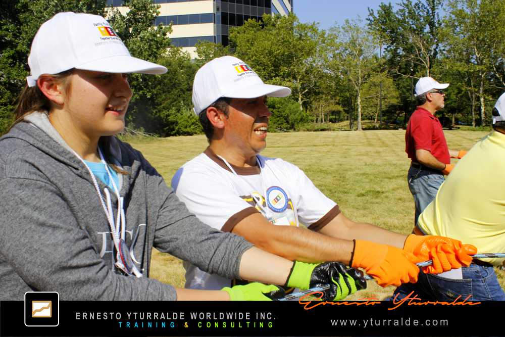 Team Building Quito - Talleres de Cuerdas Quito | Team Building Empresarial para el desarrollo de equipos de trabajo